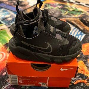 Nike Flex Runner 2
Boys' Toddler 6C
